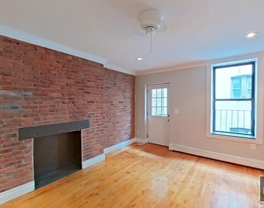 Avenue B - Photo Thumbnail 1