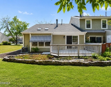 99 Oak Lane - Photo Thumbnail 34