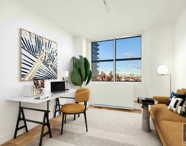 East 75th Street - Photo Thumbnail 2