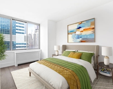 West 47th Street - Photo Thumbnail 2