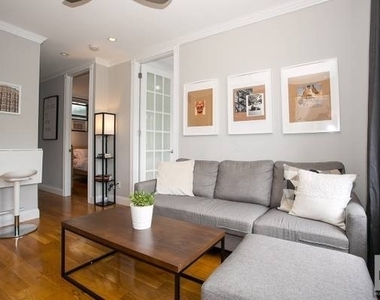 Essex Street - Photo Thumbnail 1