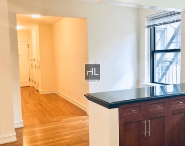 East 78 Street - Photo Thumbnail 1