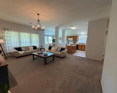 422 Beech Court - Photo Thumbnail 16