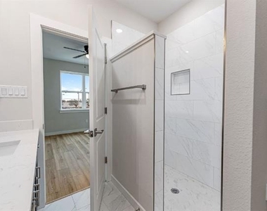 545 Galt - Photo Thumbnail 15