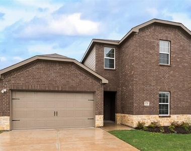 124 Labein Avenue - Photo Thumbnail 1
