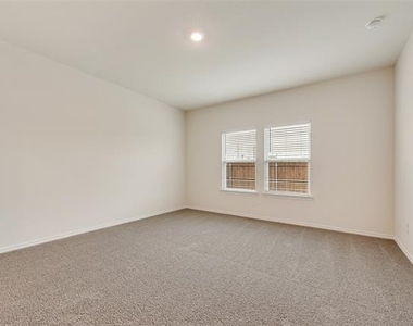 124 Labein Avenue - Photo Thumbnail 17