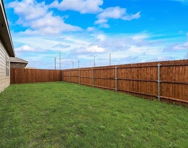 124 Labein Avenue - Photo Thumbnail 29