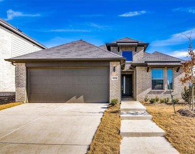 6231 Tawakoni Lane - Photo Thumbnail 1