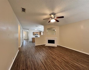 1901 Berkeley Drive - Photo Thumbnail 12