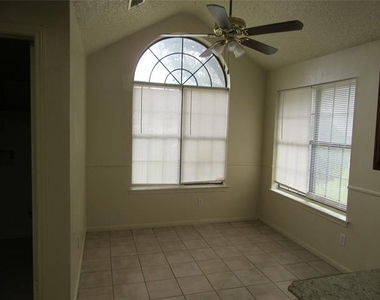 401 Channel View Terrace - Photo Thumbnail 4