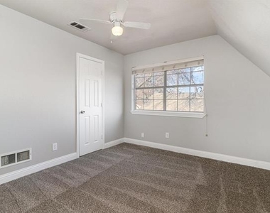500 S Ballard Avenue - Photo Thumbnail 13