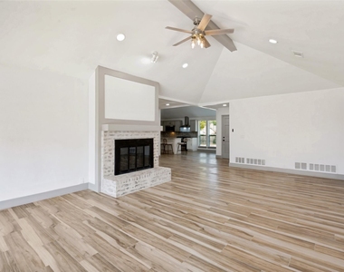 4316 Denver Drive - Photo Thumbnail 21
