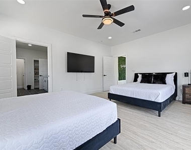 3319 Wake Street - Photo Thumbnail 20