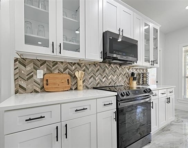 3319 Wake Street - Photo Thumbnail 7