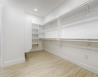 3319 Wake Street - Photo Thumbnail 23