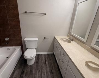 2011 Lavon Creek Lane - Photo Thumbnail 19