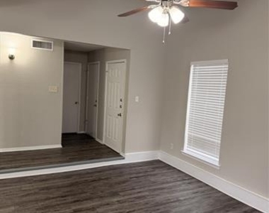 2011 Lavon Creek Lane - Photo Thumbnail 2