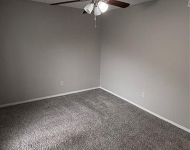 2011 Lavon Creek Lane - Photo Thumbnail 15
