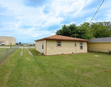 102 Ator Street - Photo Thumbnail 14
