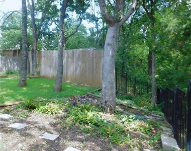 108 Red Bluff Drive - Photo Thumbnail 34