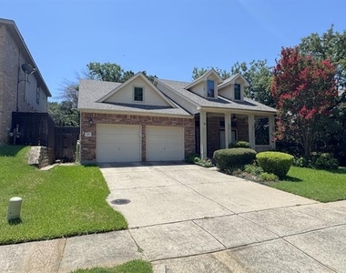 108 Red Bluff Drive - Photo Thumbnail 1