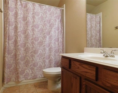 108 Red Bluff Drive - Photo Thumbnail 31