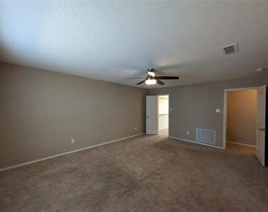 4115 Indian Paintbrush Lane - Photo Thumbnail 9