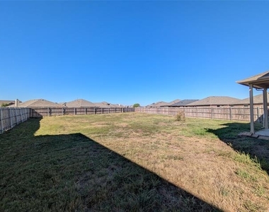 4115 Indian Paintbrush Lane - Photo Thumbnail 28