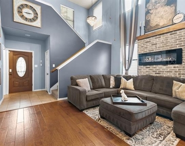 1232 Hayden Lane - Photo Thumbnail 21