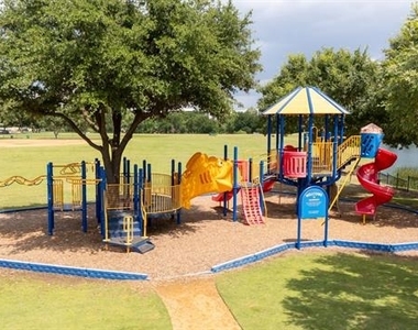 1232 Hayden Lane - Photo Thumbnail 6
