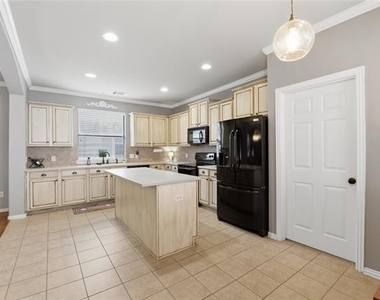 1232 Hayden Lane - Photo Thumbnail 14
