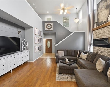 1232 Hayden Lane - Photo Thumbnail 22