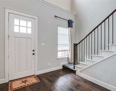 1033 Water Street - Photo Thumbnail 5