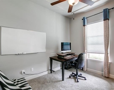 1033 Water Street - Photo Thumbnail 6
