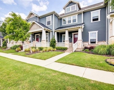 1033 Water Street - Photo Thumbnail 1