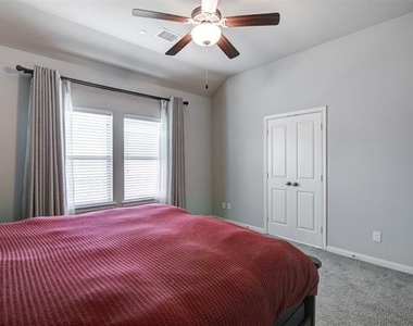 1033 Water Street - Photo Thumbnail 23