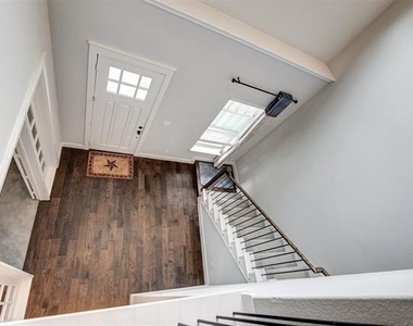 1033 Water Street - Photo Thumbnail 17