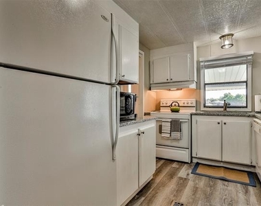 1802 Taxco Court - Photo Thumbnail 7