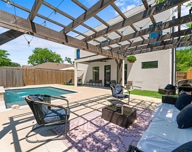 1526 Life Avenue - Photo Thumbnail 36
