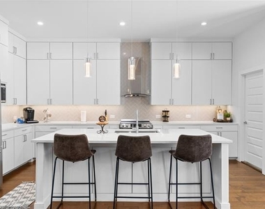 1526 Life Avenue - Photo Thumbnail 8