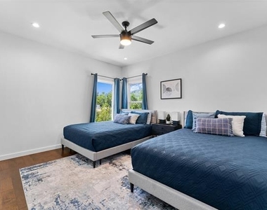 1526 Life Avenue - Photo Thumbnail 21