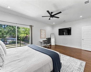 1526 Life Avenue - Photo Thumbnail 14