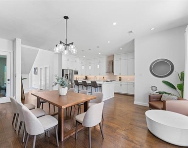 1526 Life Avenue - Photo Thumbnail 6
