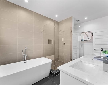 1526 Life Avenue - Photo Thumbnail 19