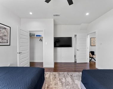 1526 Life Avenue - Photo Thumbnail 26