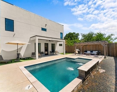 1526 Life Avenue - Photo Thumbnail 37