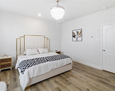 7416 Sequoia Ridge Road - Photo Thumbnail 25