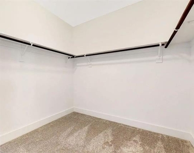 1432 Lawnview Drive - Photo Thumbnail 31