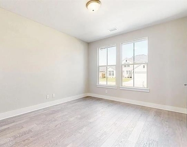 1432 Lawnview Drive - Photo Thumbnail 20