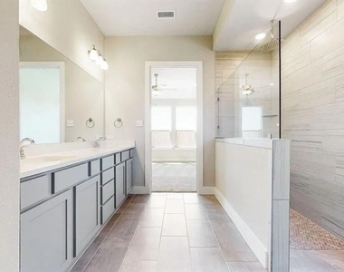 1432 Lawnview Drive - Photo Thumbnail 16